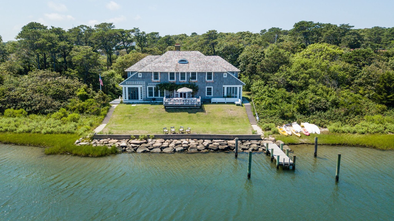 Photo of Others in Oak Bluffs