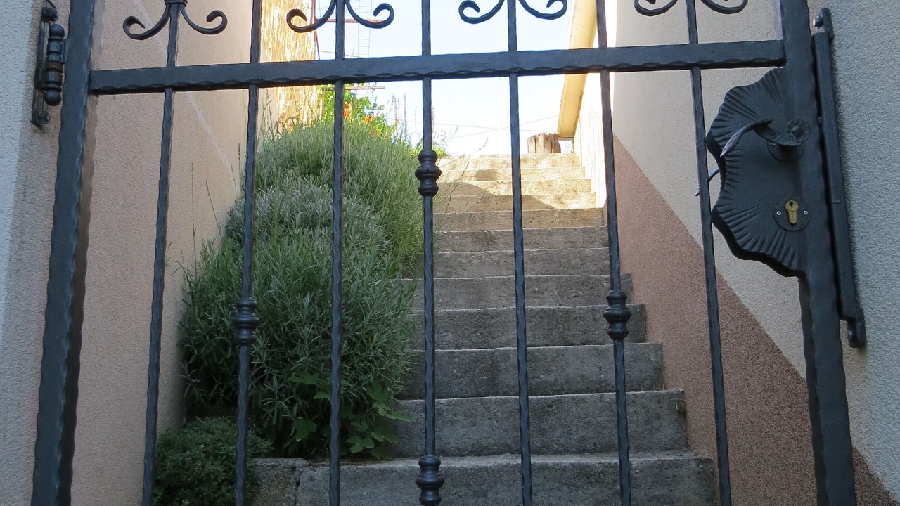 Photo of Outdoor in Srinjine