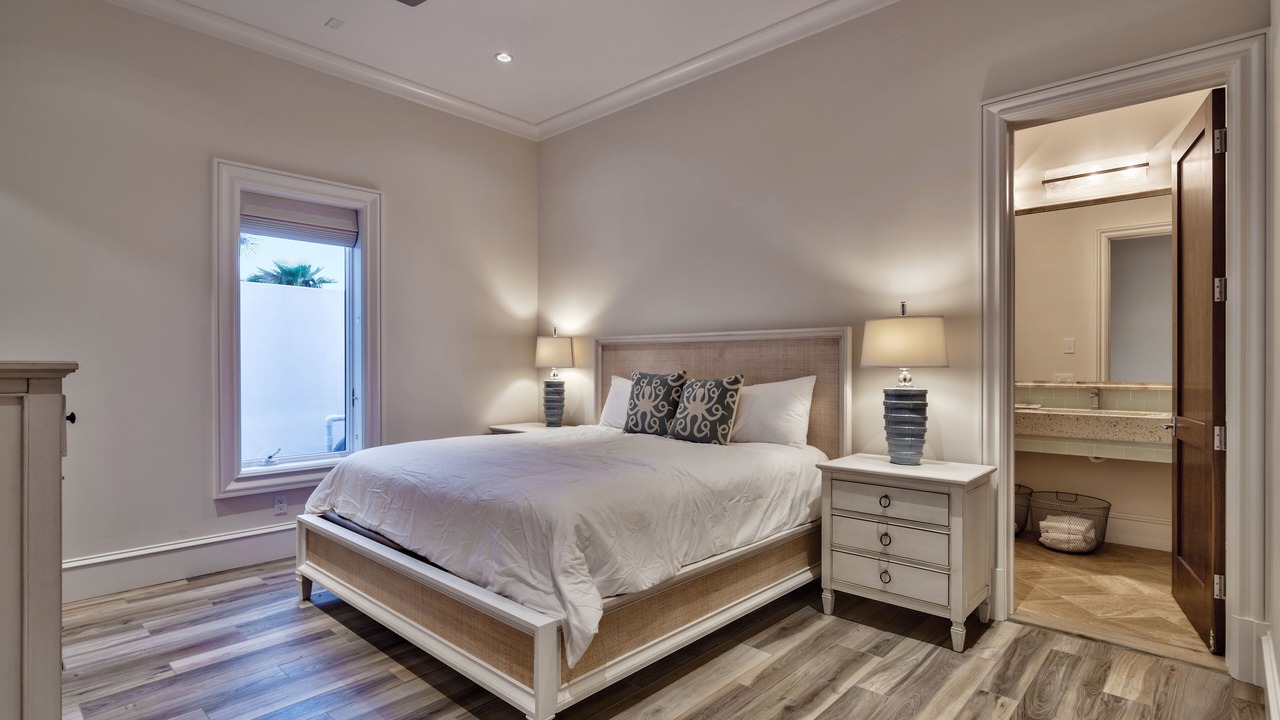 Photo of Bedroom in Frangista Beach