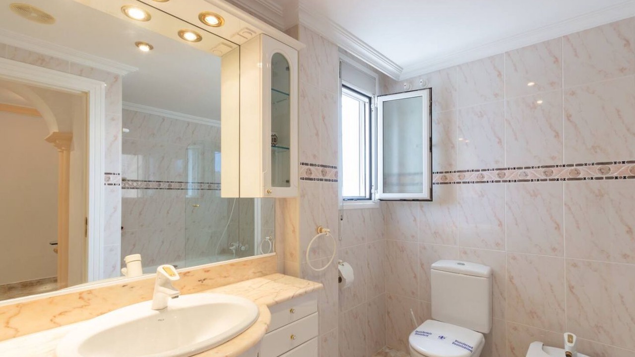 Photo of Bathroom in Calpe City Center