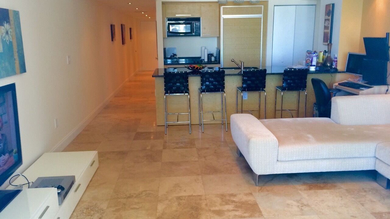 Photo of Livingroom in Hallandale Beach