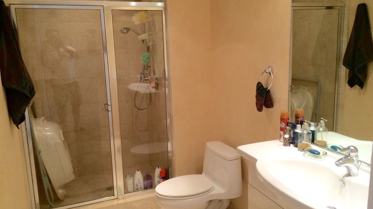 Photo of Bathroom in Hallandale Beach