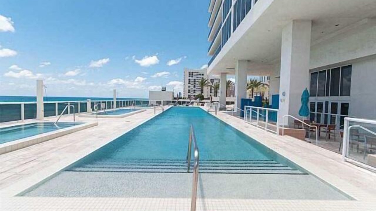 Photo of Outdoor in Hallandale Beach