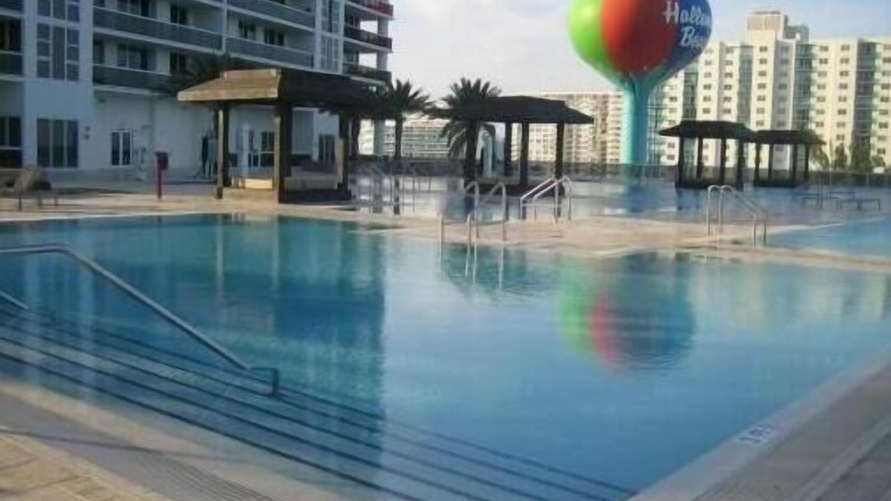 Photo of Outdoor in Hallandale Beach