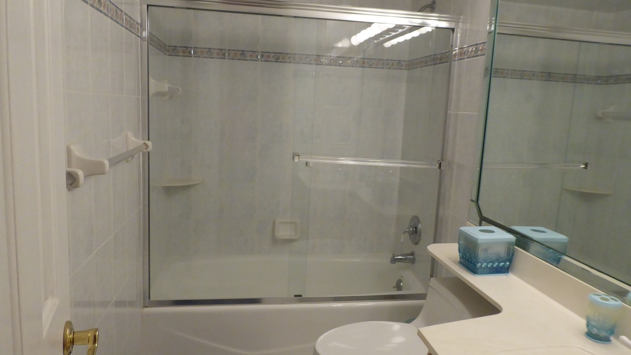 Photo of Bathroom in Avon By The Sea