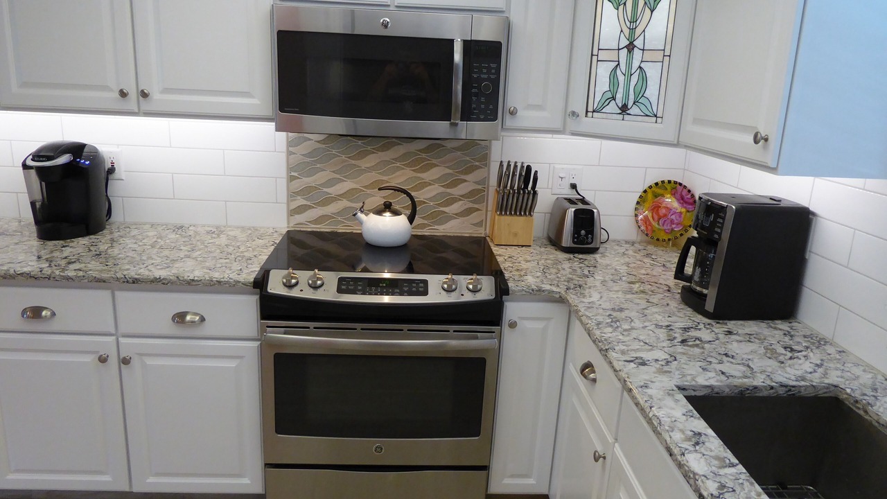 Photo of Kitchen in Avon By The Sea