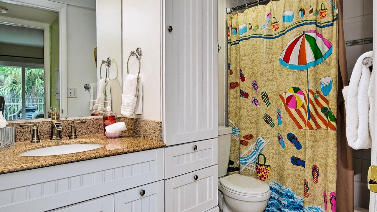 Photo of Bathroom in Bay Esplanade