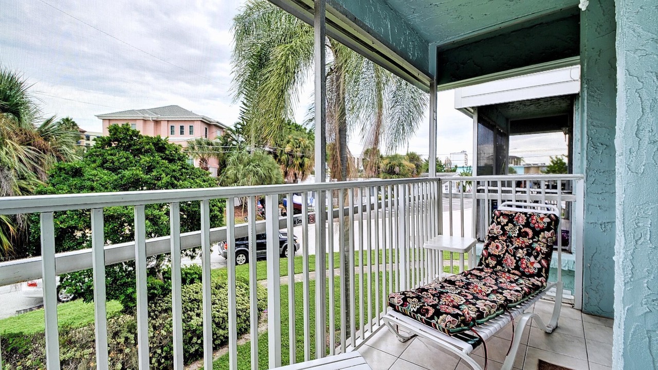 Photo of Patio Balcony in Bay Esplanade