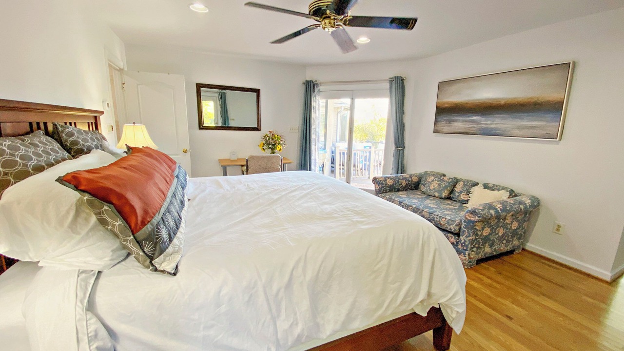 Photo of Bedroom in Castleton