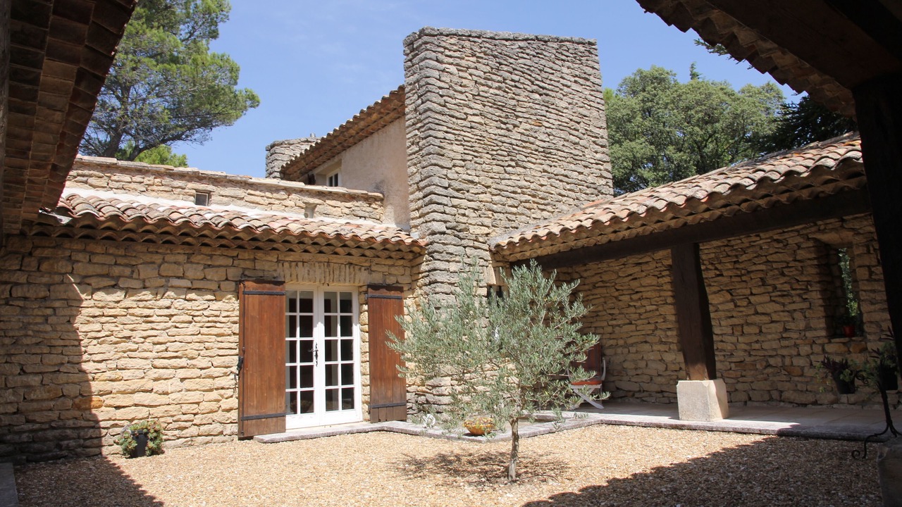 Photo of Outdoor in Murs