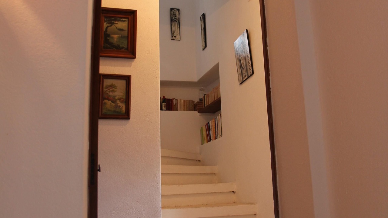 Photo of Others in Murs