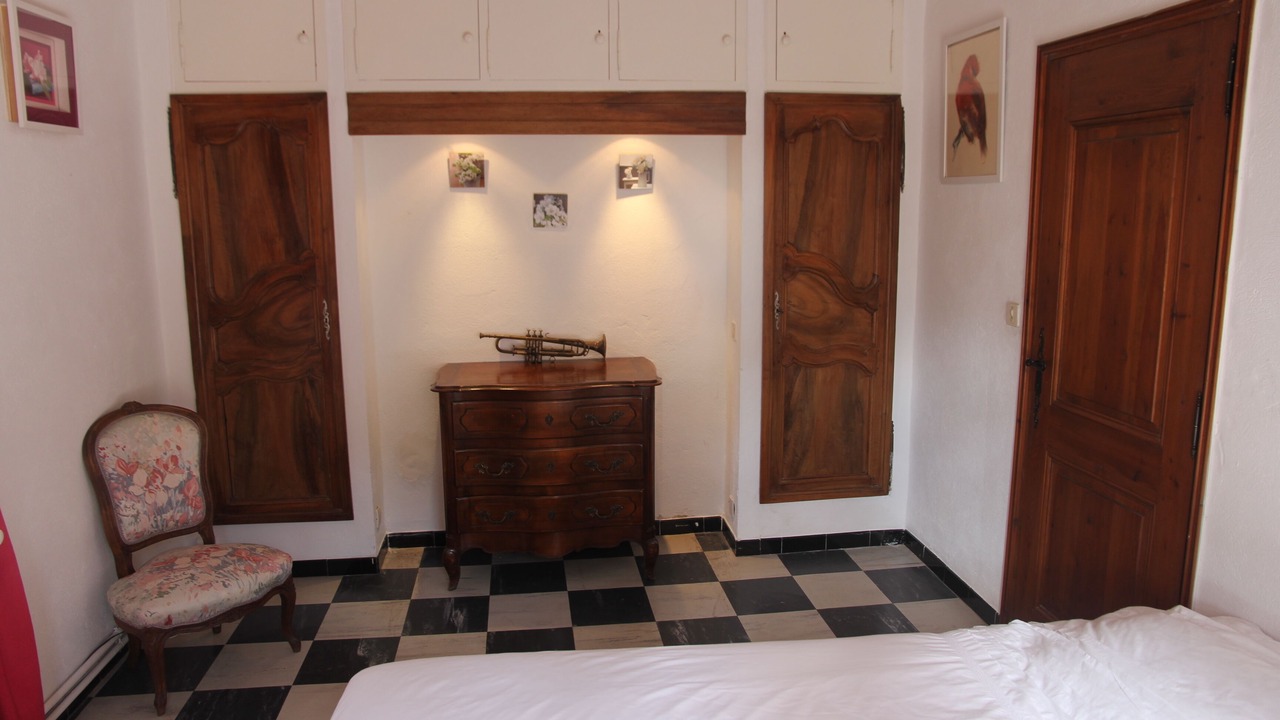 Photo of Bedroom in Murs