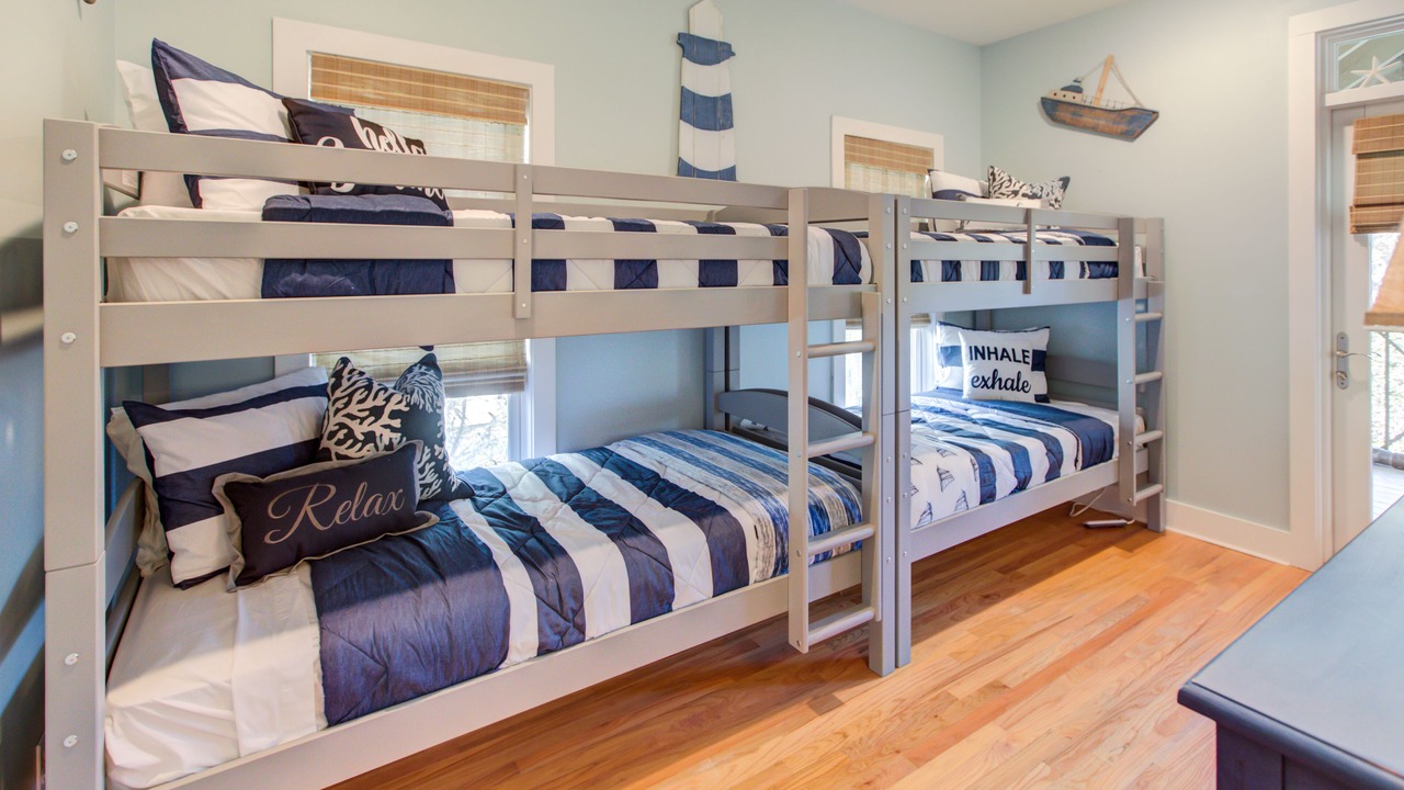Photo of Bedroom in Seacrest