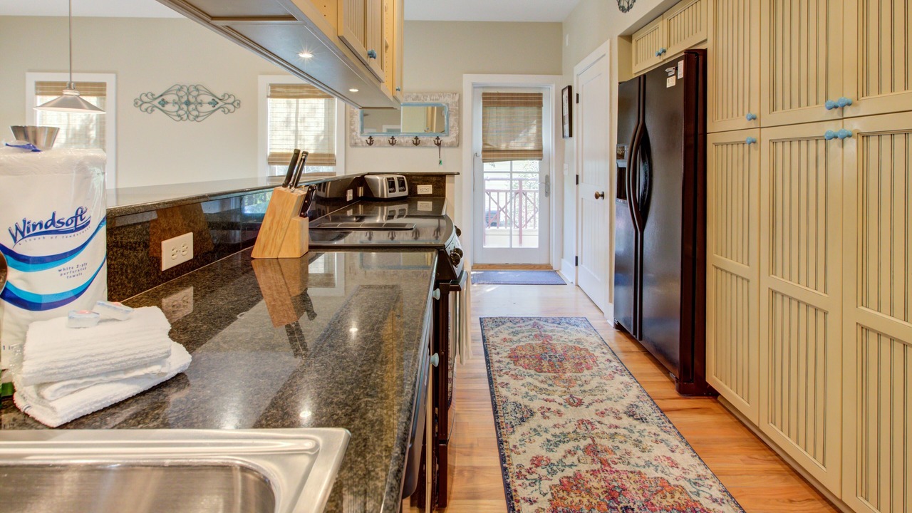 Photo of Kitchen in Seacrest