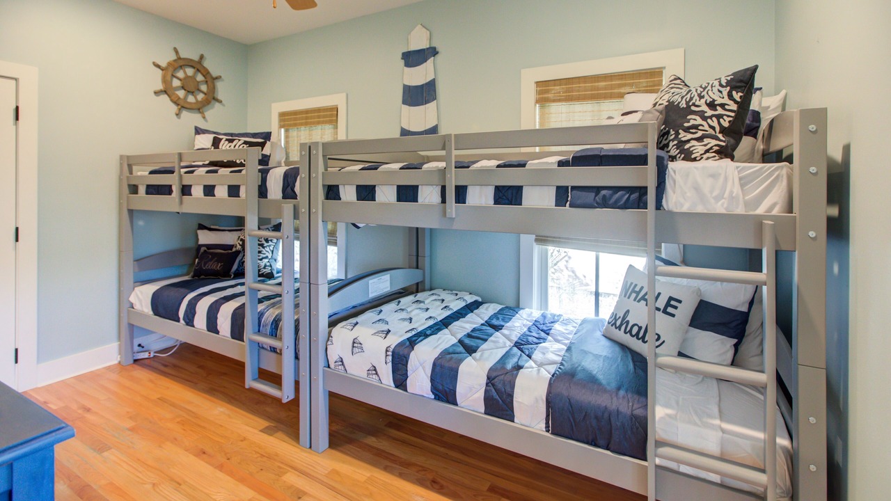 Photo of Bedroom in Seacrest