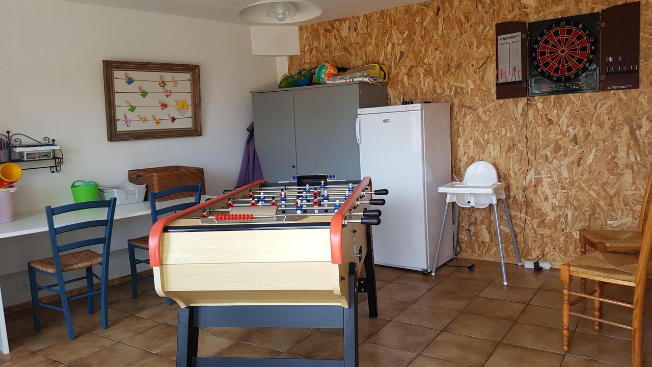 Photo of Bedroom in Treffiagat