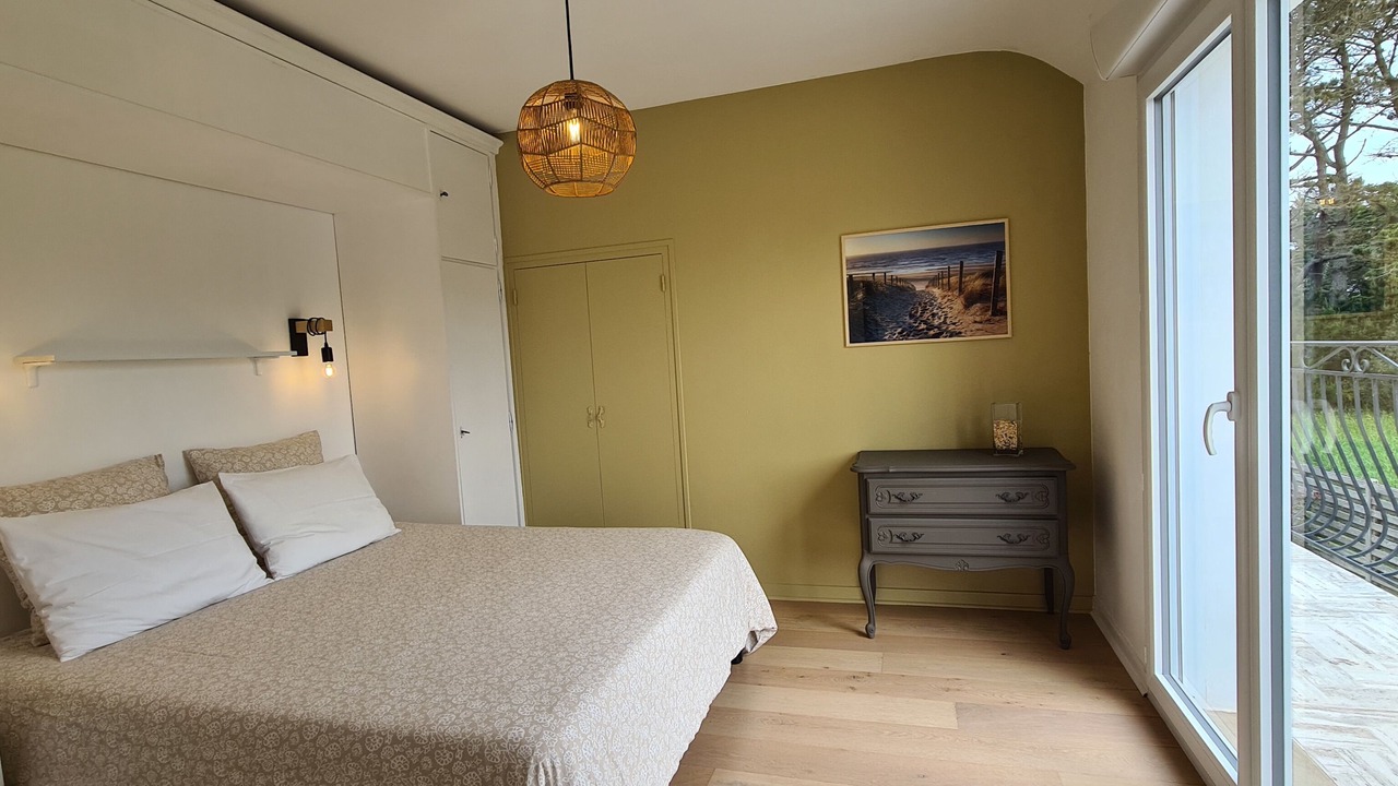 Photo of Bedroom in Treffiagat