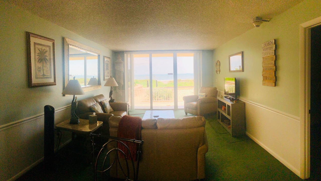 Photo of Bedroom in Crescent Beach
