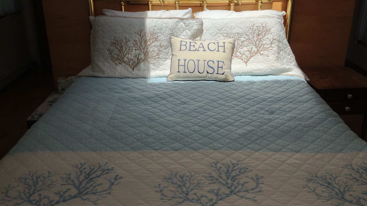 Photo of Bedroom in Truro