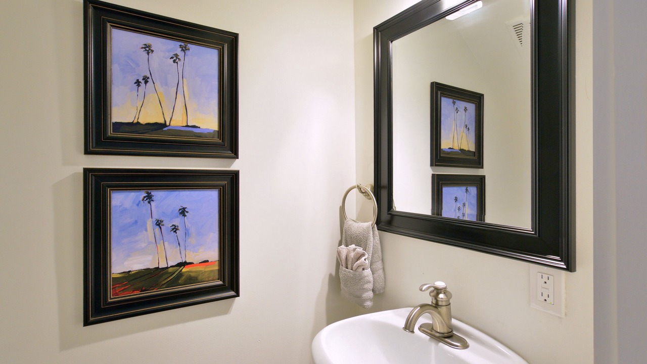 Photo of Bedroom in Uptown - Upper Duval