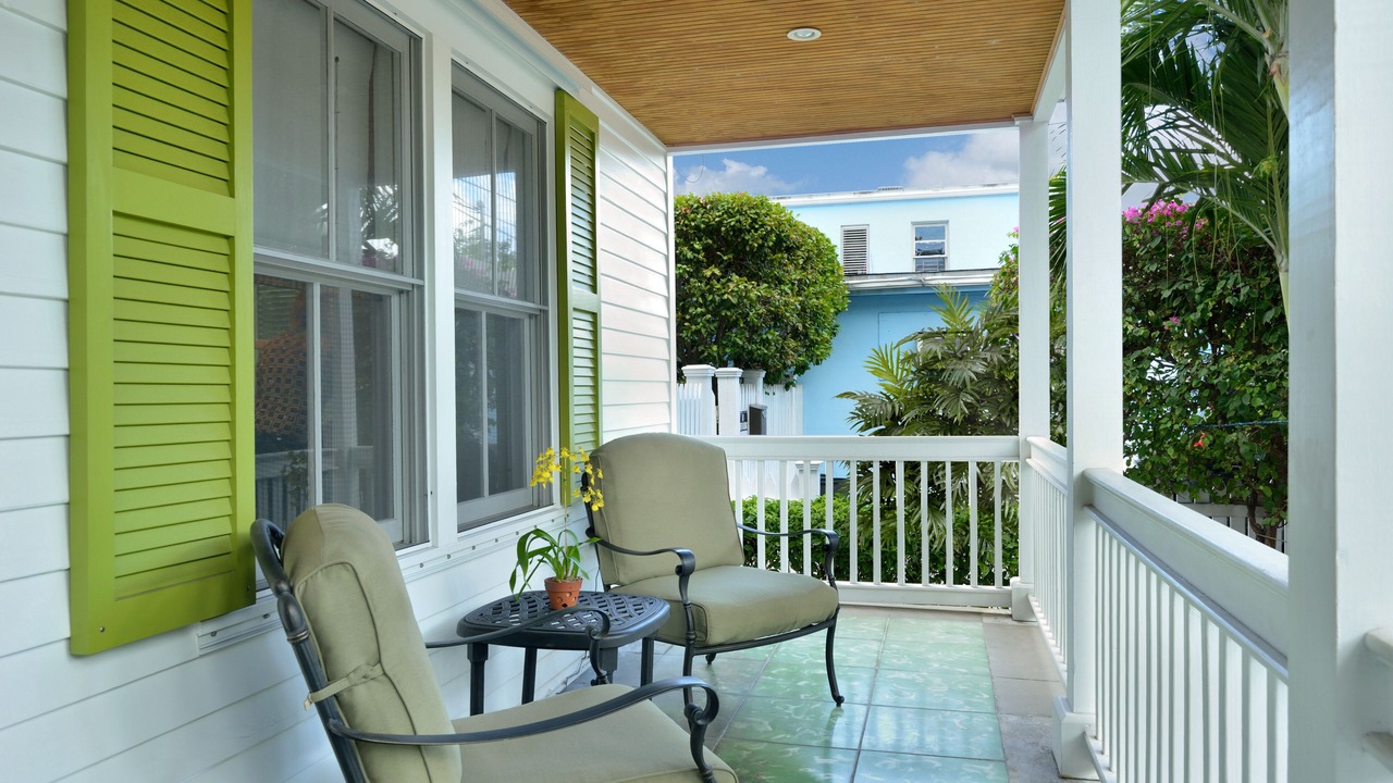 Photo of Outdoor in Uptown - Upper Duval