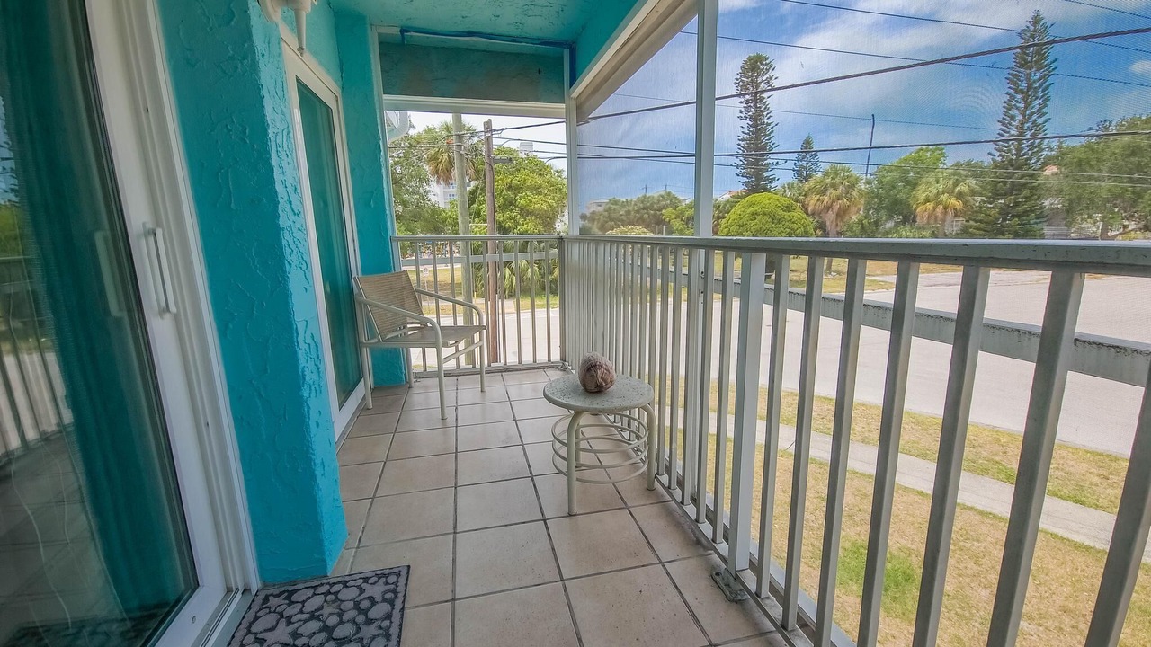 Photo of Patio Balcony in Bay Esplanade