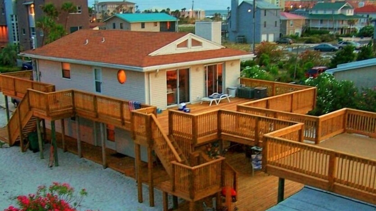 Photo of Patio Balcony in Holiday Isle