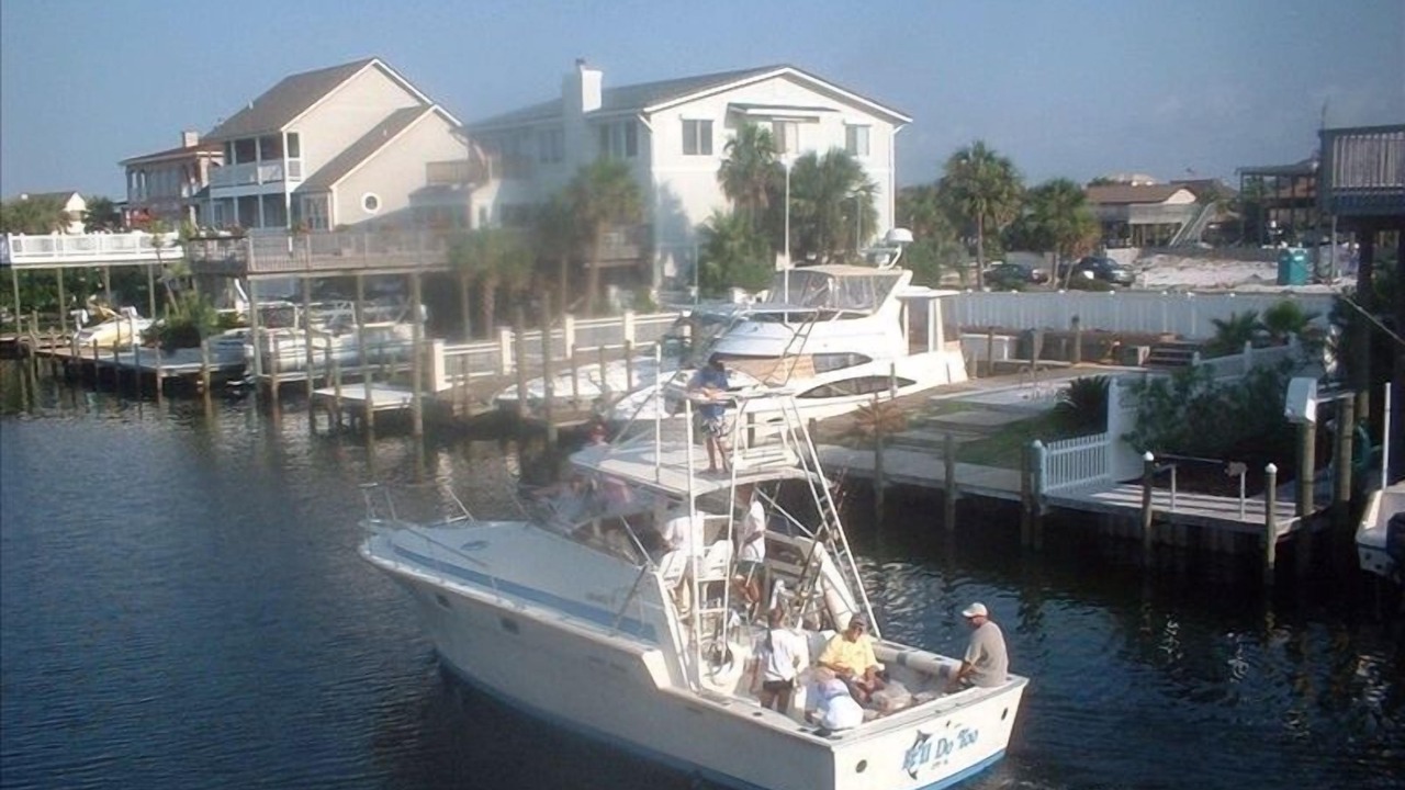 Photo of Others in Holiday Isle
