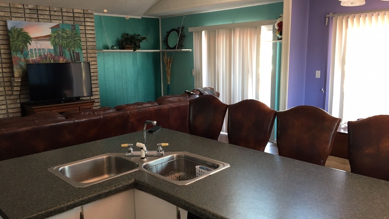 Photo of Bedroom in Holiday Isle