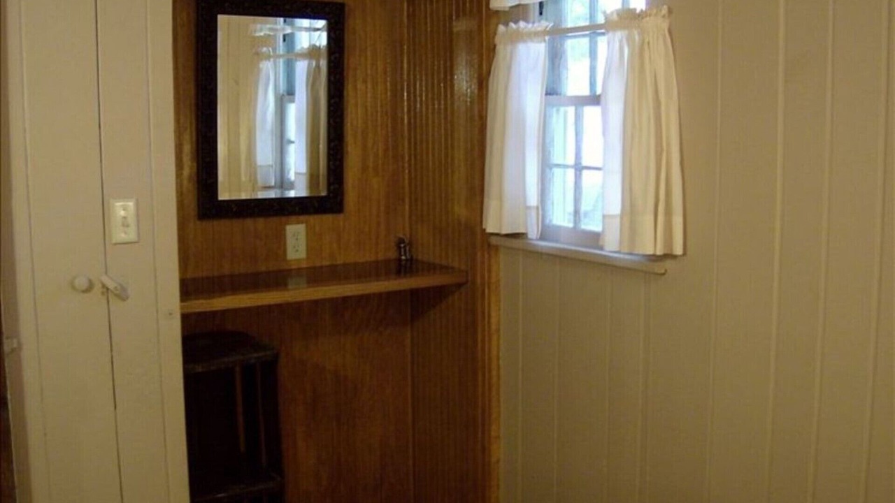 Photo of Bedroom in Floral City