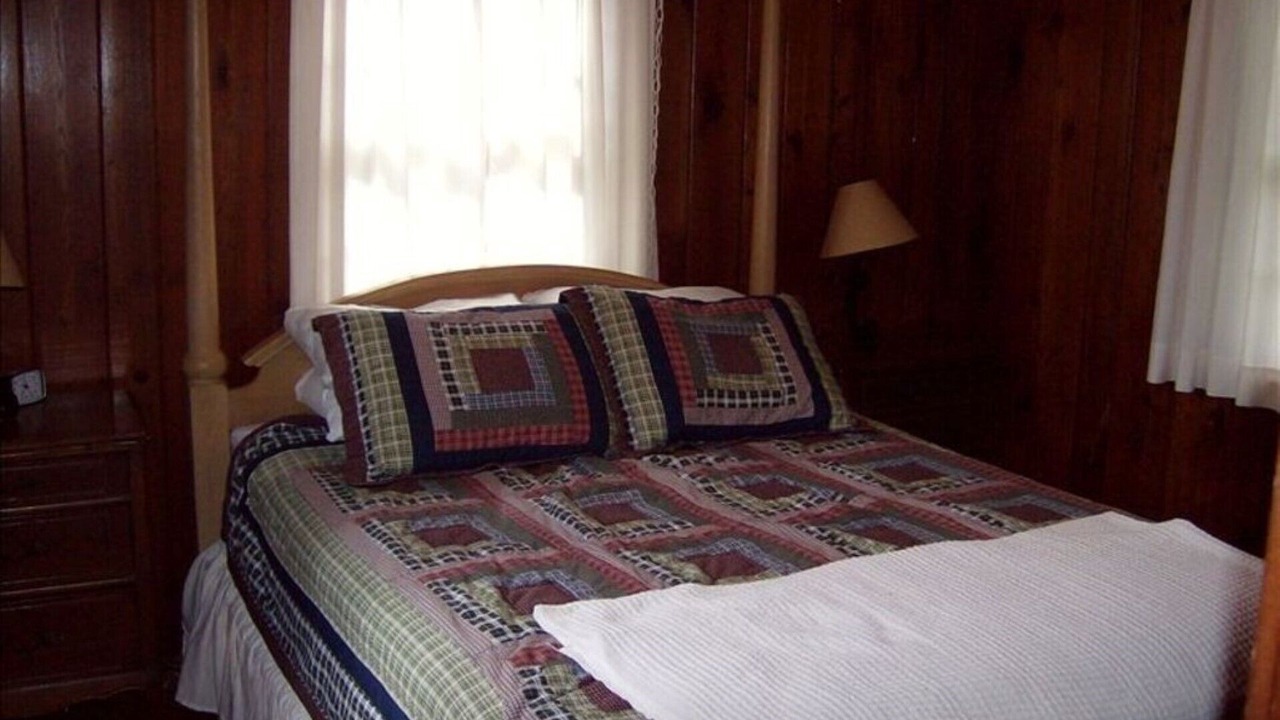 Photo of Bedroom in Floral City