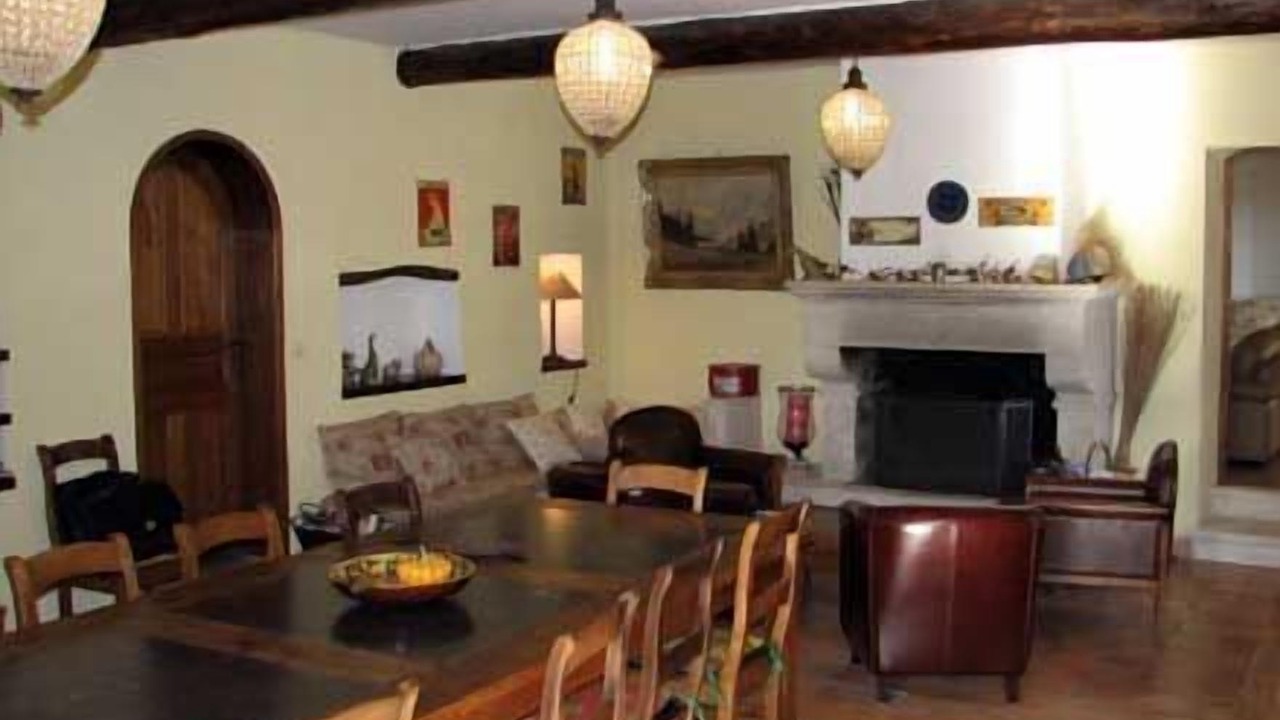 Photo of Livingroom in Goult