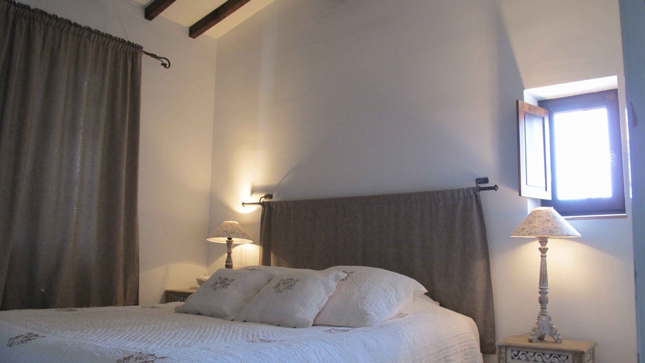 Photo of Bedroom in Goult