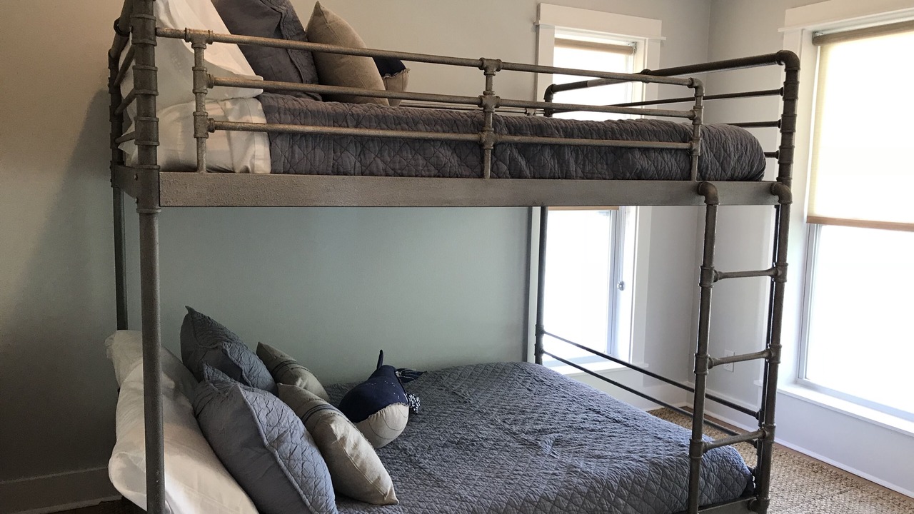 Photo of Bedroom in Dune Allen Beach
