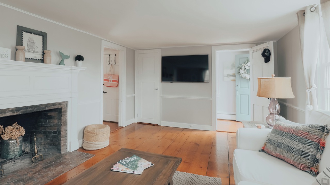 Photo of Livingroom in Chatham