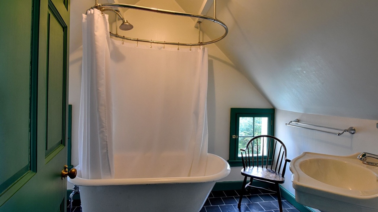 Photo of Bathroom in Lexington