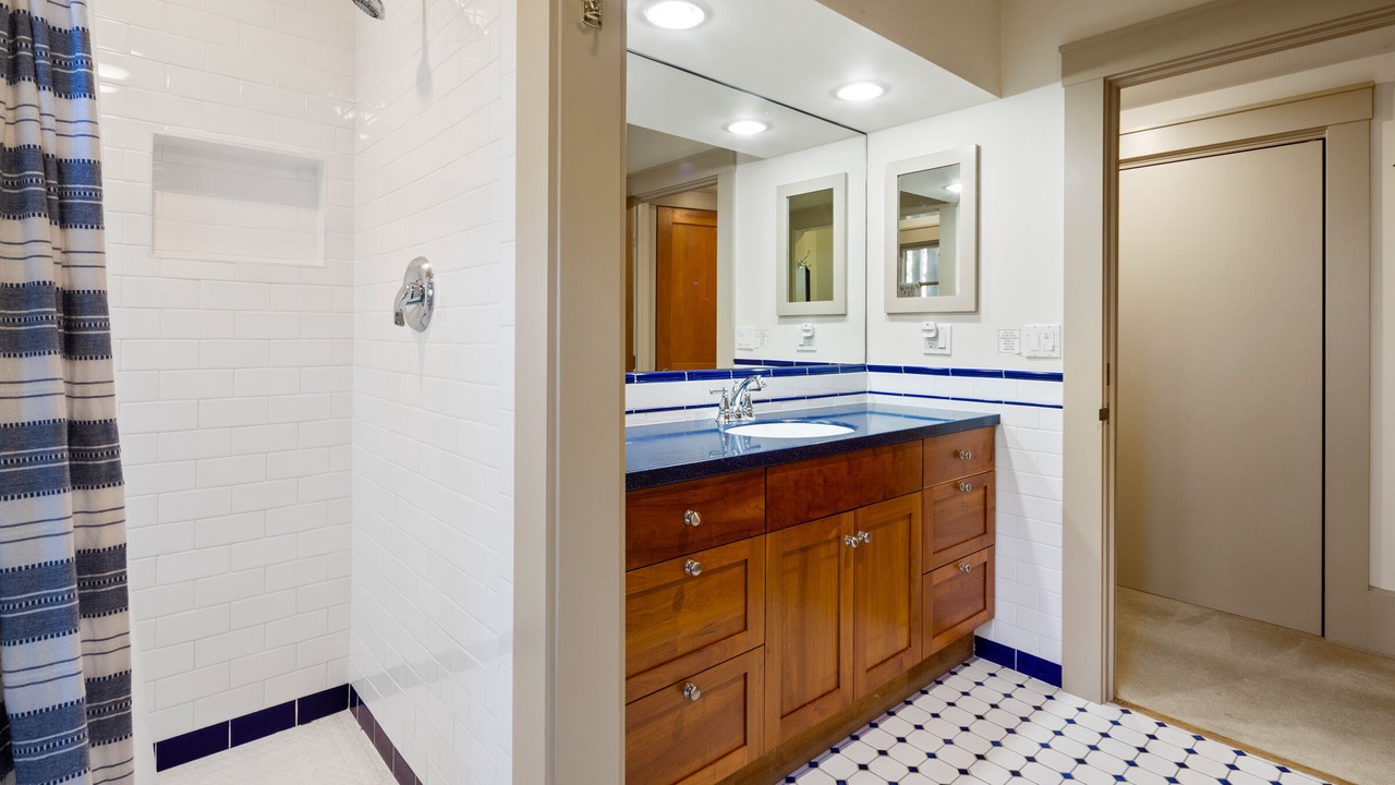 Photo of Bathroom in Truro