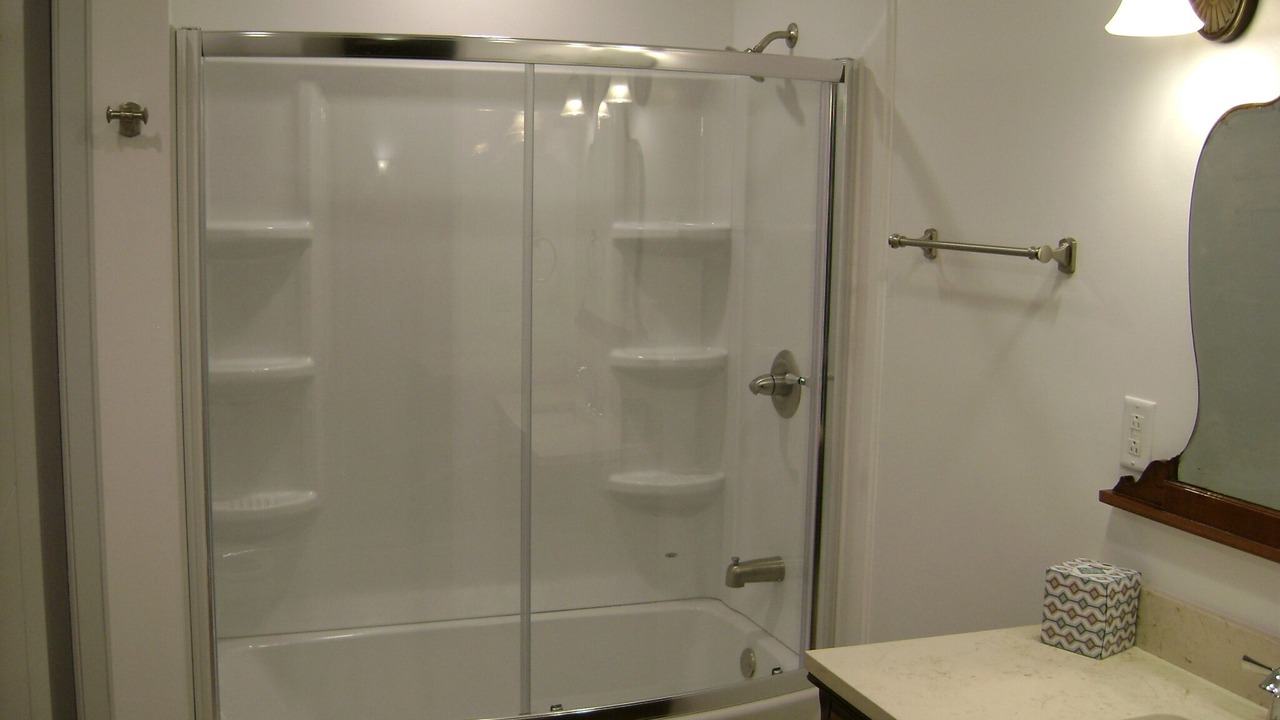 Photo of Bathroom in Mohawk