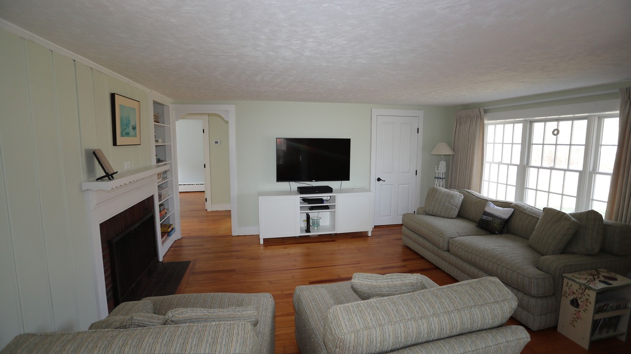 Photo of Livingroom in Falmouth