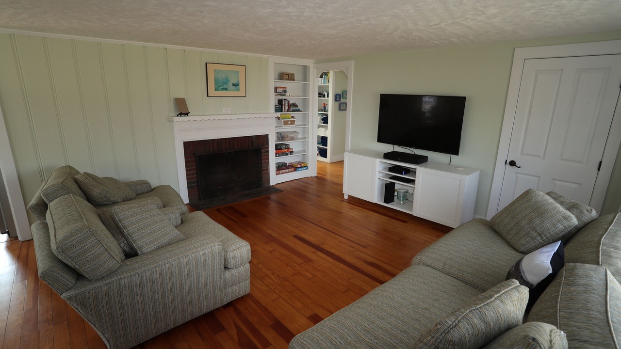 Photo of Livingroom in Falmouth