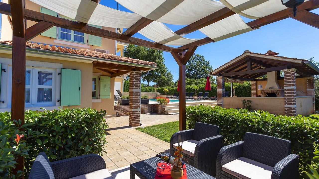 Photo of Patio Balcony in Muzini
