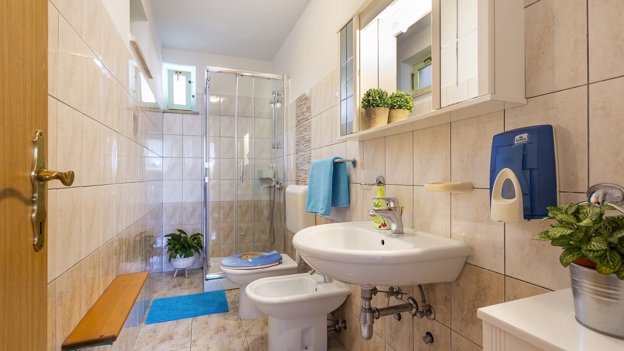Photo of Bathroom in Muzini