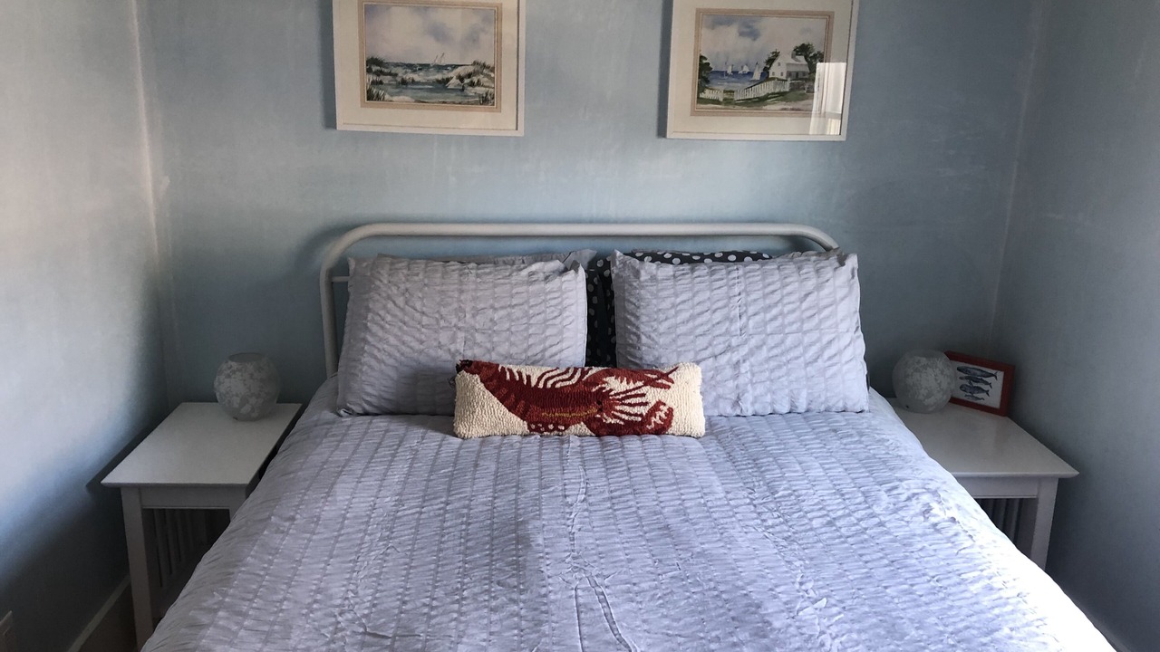 Photo of Bedroom in Commercial Street