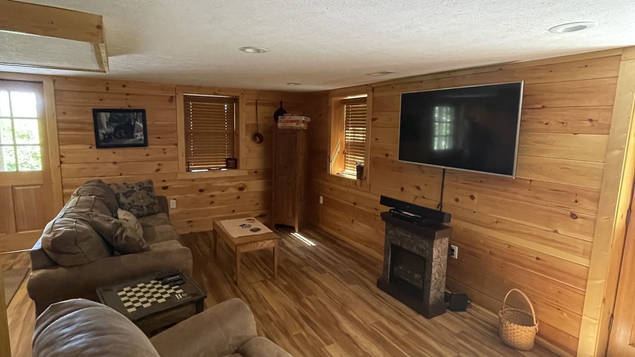 Photo of Livingroom in Luray
