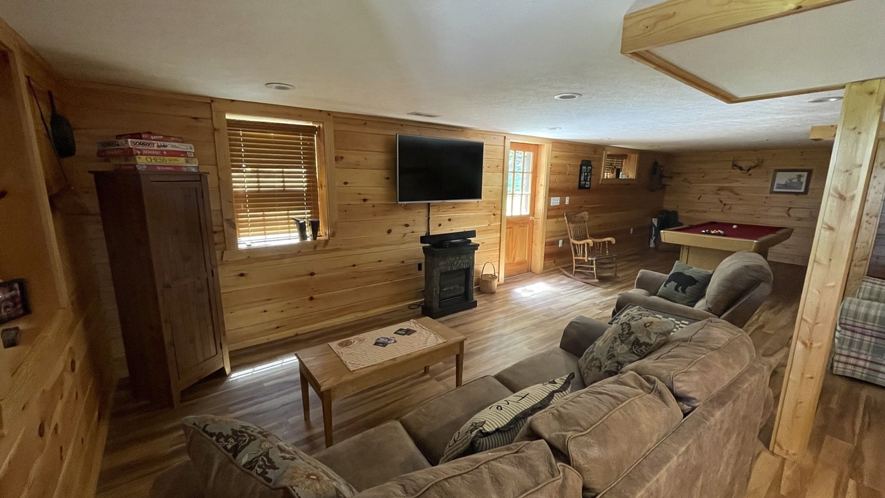 Photo of Livingroom in Luray