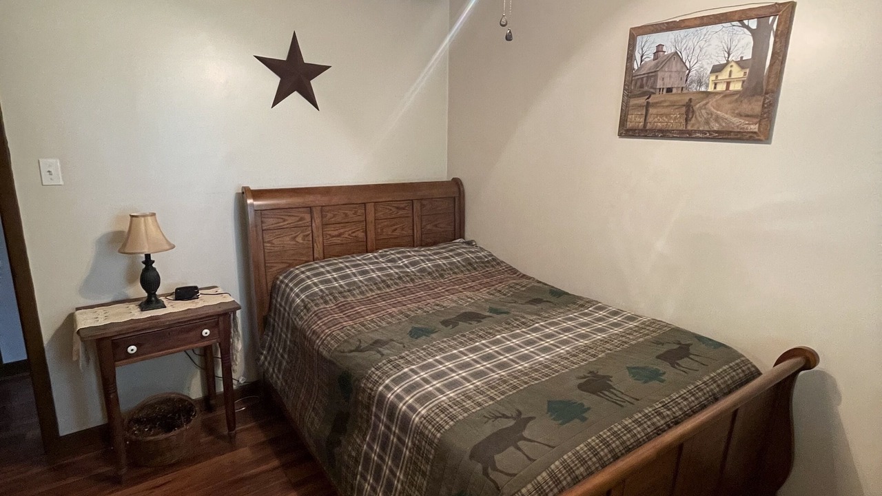 Photo of Bedroom in Luray