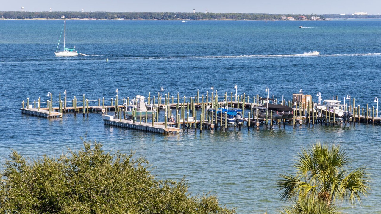 Photo of Others in Destin