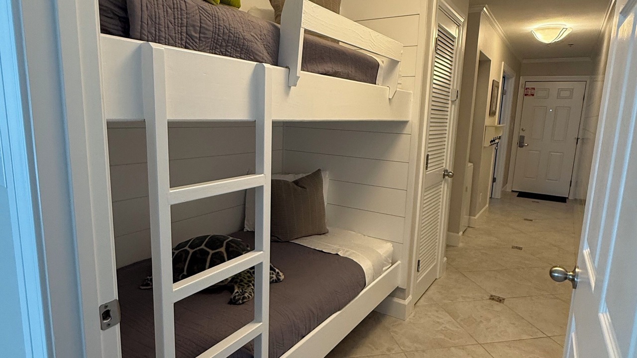 Photo of Bedroom in Crystal Beach