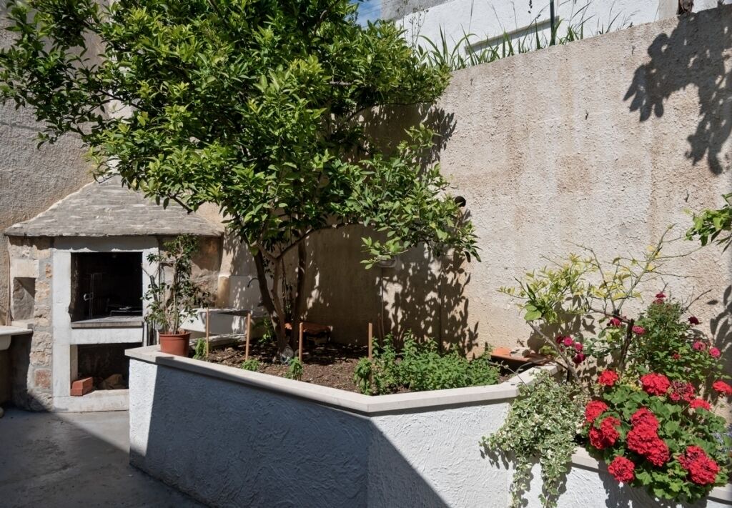 Photo of Patio Balcony in Bol