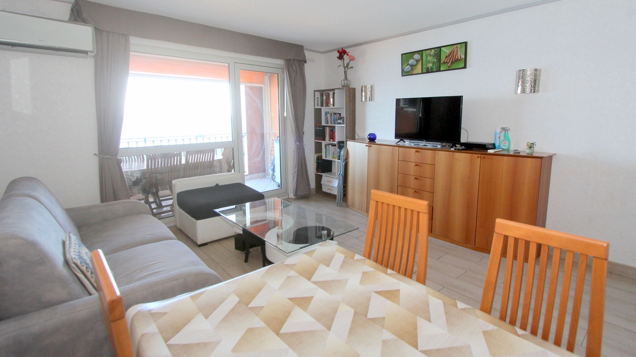 Photo of Livingroom in Fabron